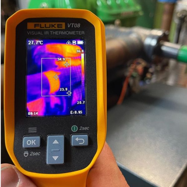 Camera nhiệt Fluke VT08, Máy đo nhiệt độ bằng hồng ngoại trực quan Fluke VT-08, Camera đo nhiệt độ hồng ngoại FLUKE VT 08