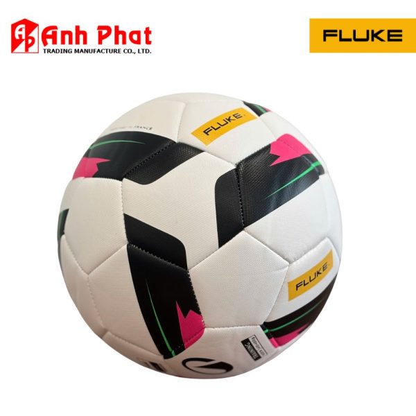 ANH PHÁT x FLUKE VUI CÙNG WORLD CUP 2026 tặng quả bóng đá